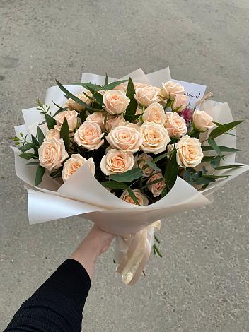 Букет Кремовые розы Латте в Адамовка